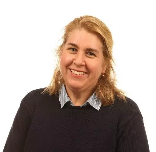 Professor Cate (Catherine) Carroll